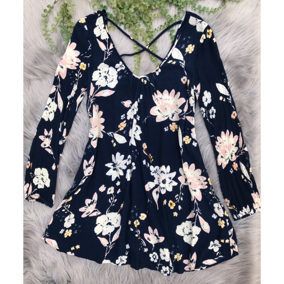 Billabong Dresses & Skirts - Billabong Floral Dress